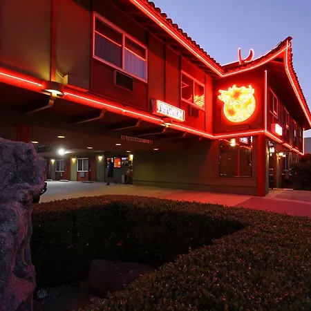 Royal Pagoda Motel Dodger Stadium